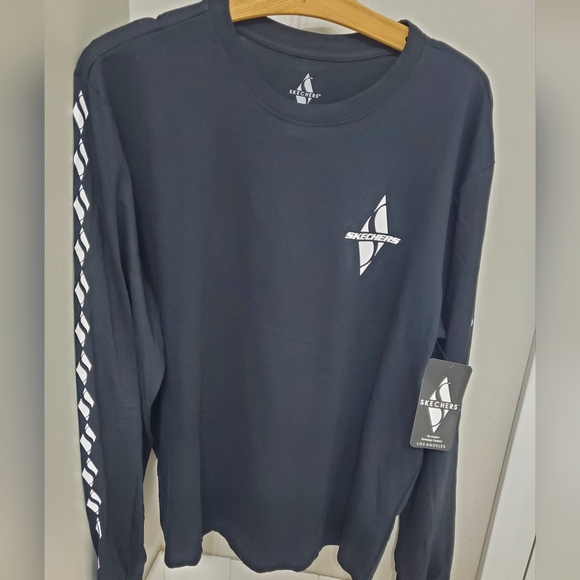 Skechers Men's Black Long Sleeve Tee NWT Size Large - Picture 1 of 3